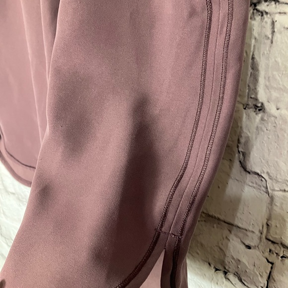 Lululemon On The Fly Woven Athleisure Athletic Skirt Cherry Cola Pockets Size 8 - Picture 8 of 10